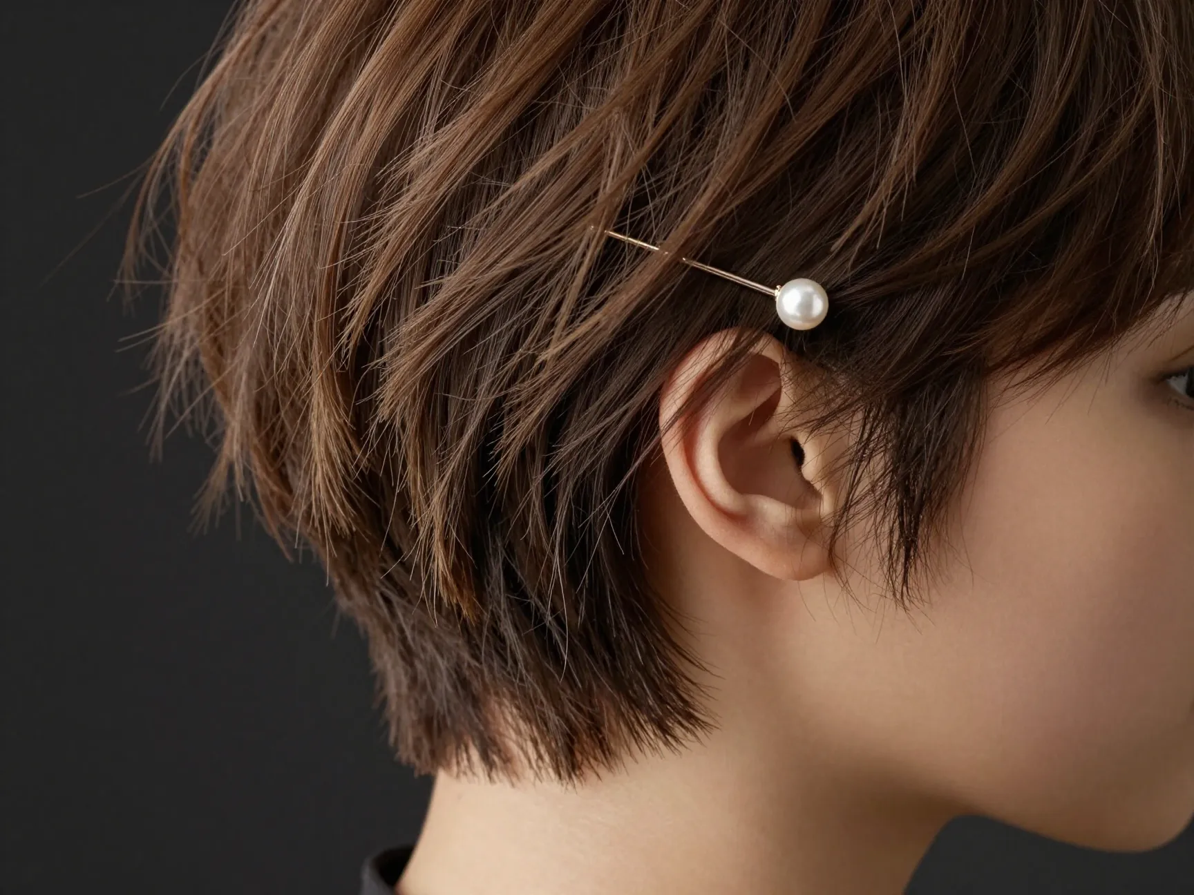 Razor crop wedding hairstyle textured short hair pearl pin