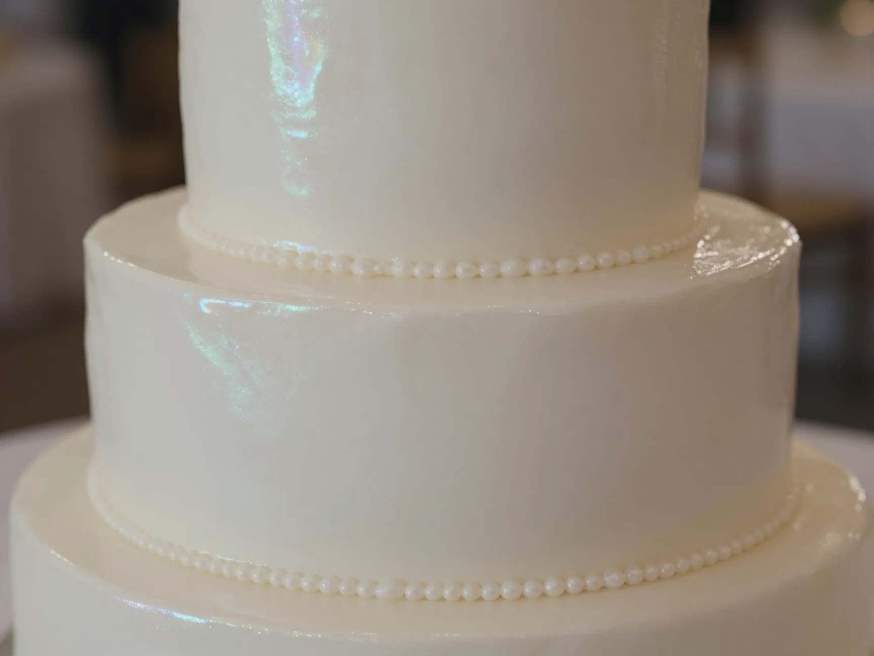 Pearlescent mirror glaze entire cake luminous pearl finish