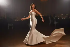 Read more about the article 8 Wedding Dress Silhouettes and How to Choose YOURS