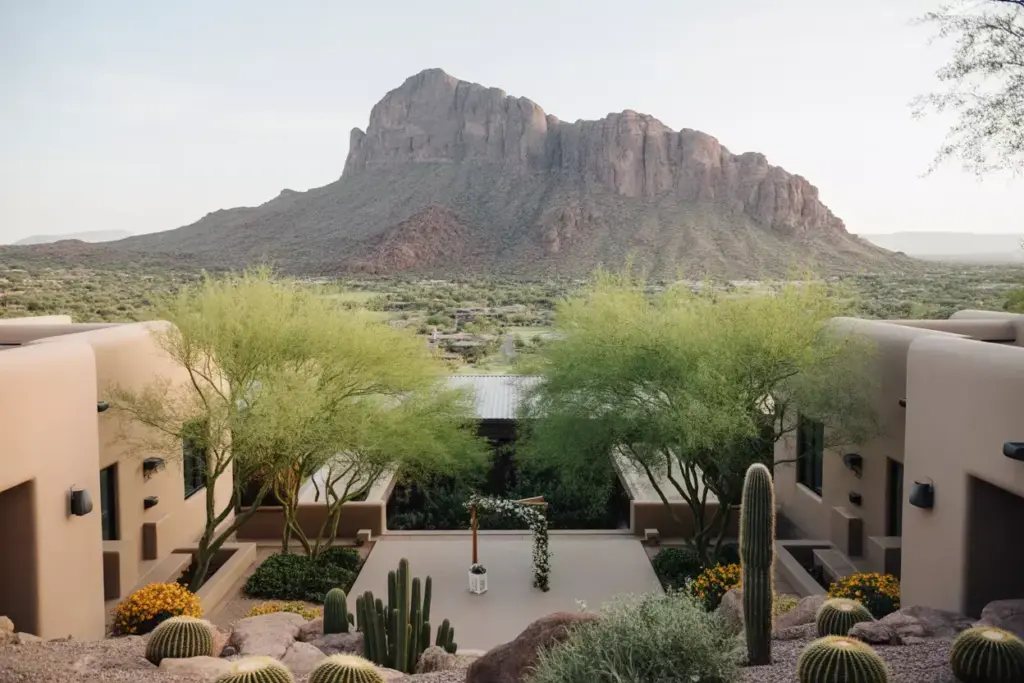 Ceremony courtyard with dramatic camelback mountain backdrop in desert