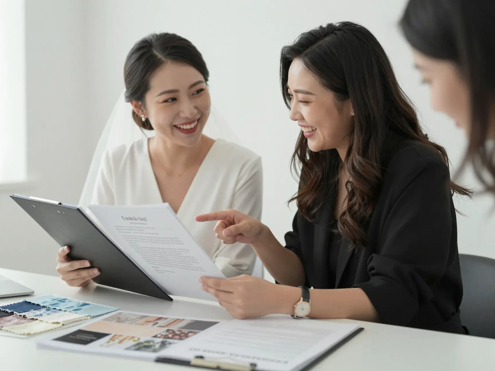 Read more about the article The Best Wedding Planning Advice We’ve Ever Received (9 Gems)