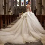 9 Pretty Wedding Gowns That Look Like They’re From a Fairytale