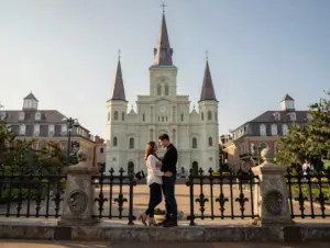 Read more about the article 8 Enchanting New Orleans Engagement Photo Spots Full of Character