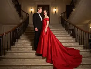 Read more about the article 8 Stunning Engagement Photos Red Dress Ideas That Pop