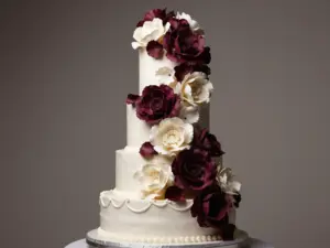 Read more about the article 9 Romantic Wedding Cake Designs to Set the Mood for Love