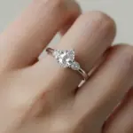 8 Pretty Wedding Rings That Are Timeless, Elegant, and Perfect